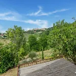 Mansion In Vallefoglia With Pool And Panorama 度假居 *
