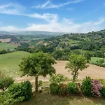 Mansion In Vallefoglia With Pool And Panorama *