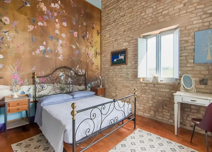 Mansion In Vallefoglia With Pool And Panorama Sant'Angelo in Lizzola