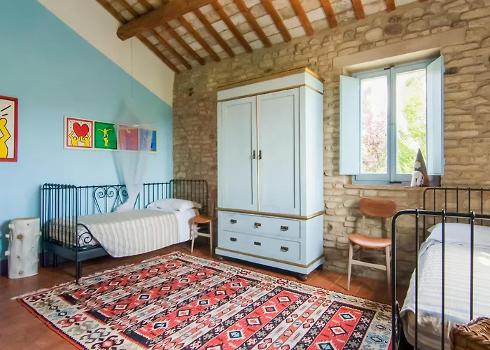 Mansion In Vallefoglia With Pool And Panorama Holiday home Sant'Angelo in Lizzola