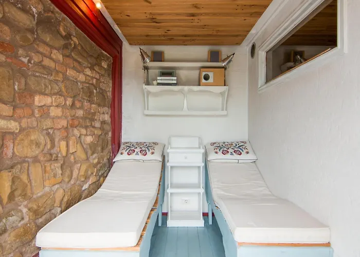 Mansion In Vallefoglia With Pool And Panorama *