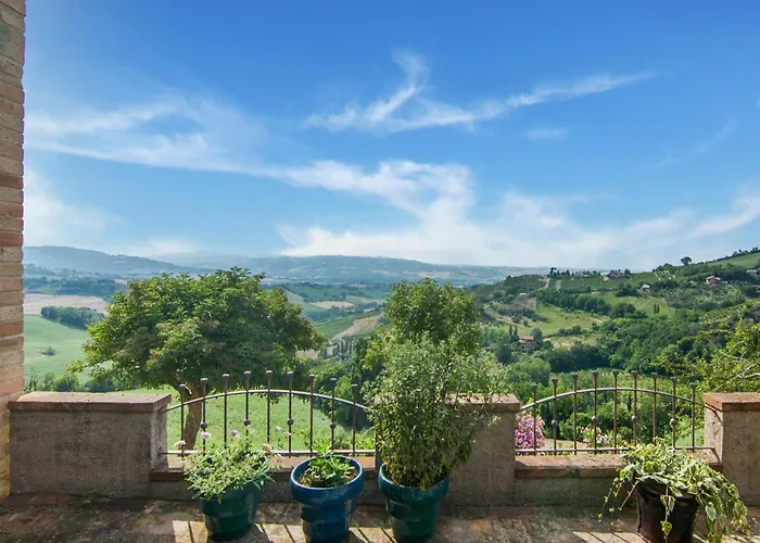 Mansion In Vallefoglia With Pool And Panorama Sant'Angelo in Lizzola