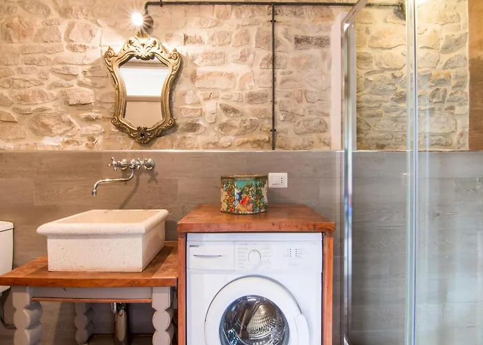 Holiday home Mansion In Vallefoglia With Pool And Panorama *